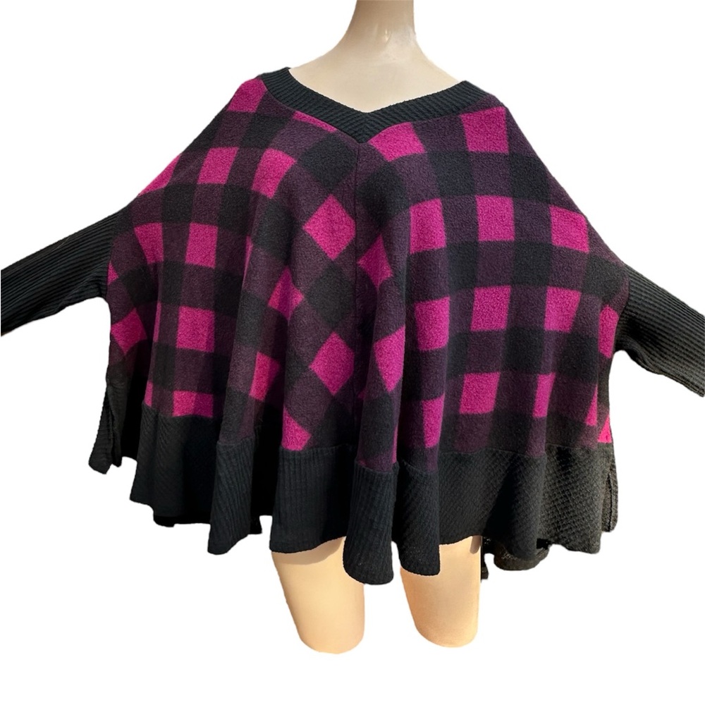 White birch women’s poncho with sleeves size large